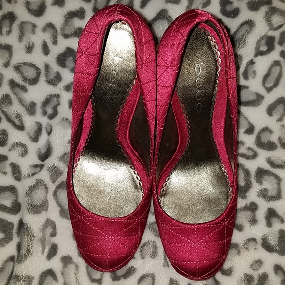 Shoes - Picture 2 of 2